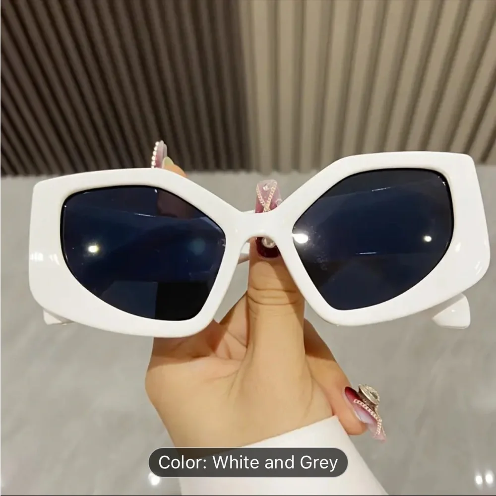 🆕 Trendy Oversized Cat Eye Sunglasses Y2K Creative Unique Design‼️ MOD SQUAD ‼️